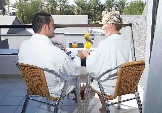 R2 Romantic Fantasia Suites & Dreams Тарахалехо Отель